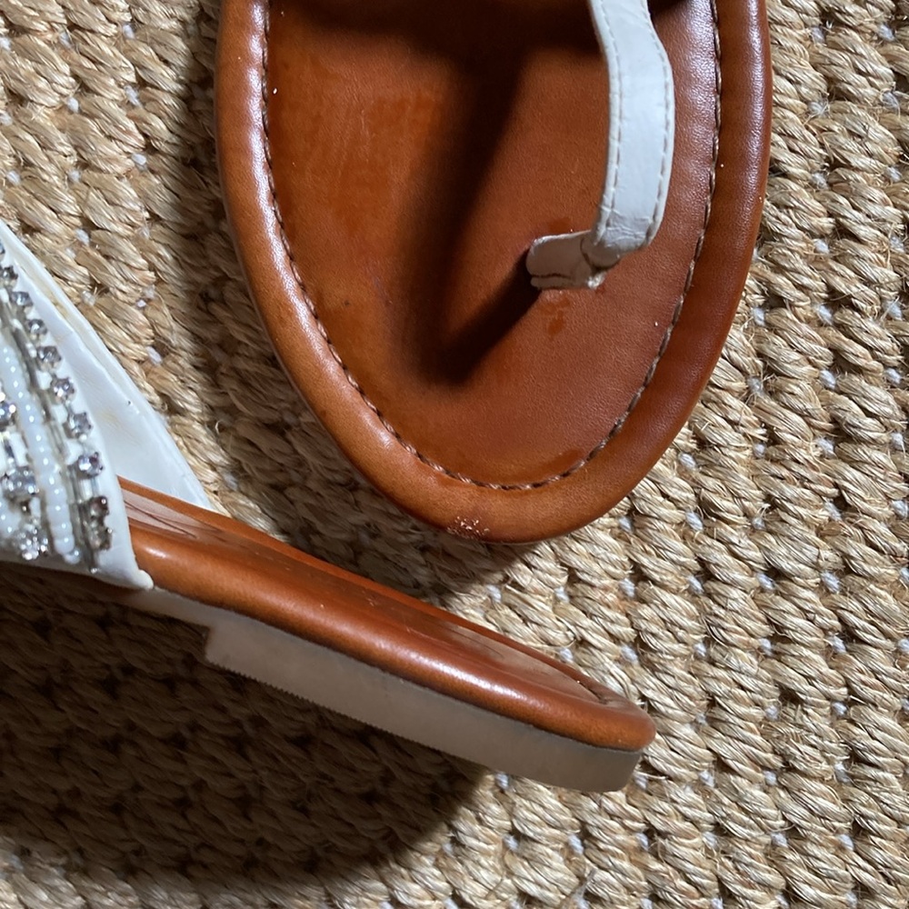 Jessica Simpson sandals - Picture 2 of 4